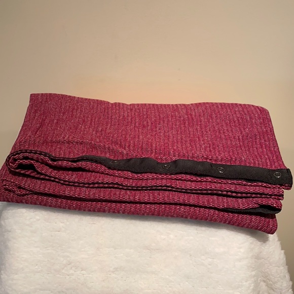 Lululemon scarf